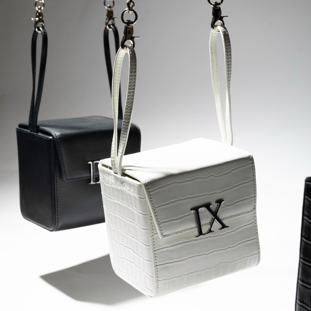 House of NYNE Manhattan Mini